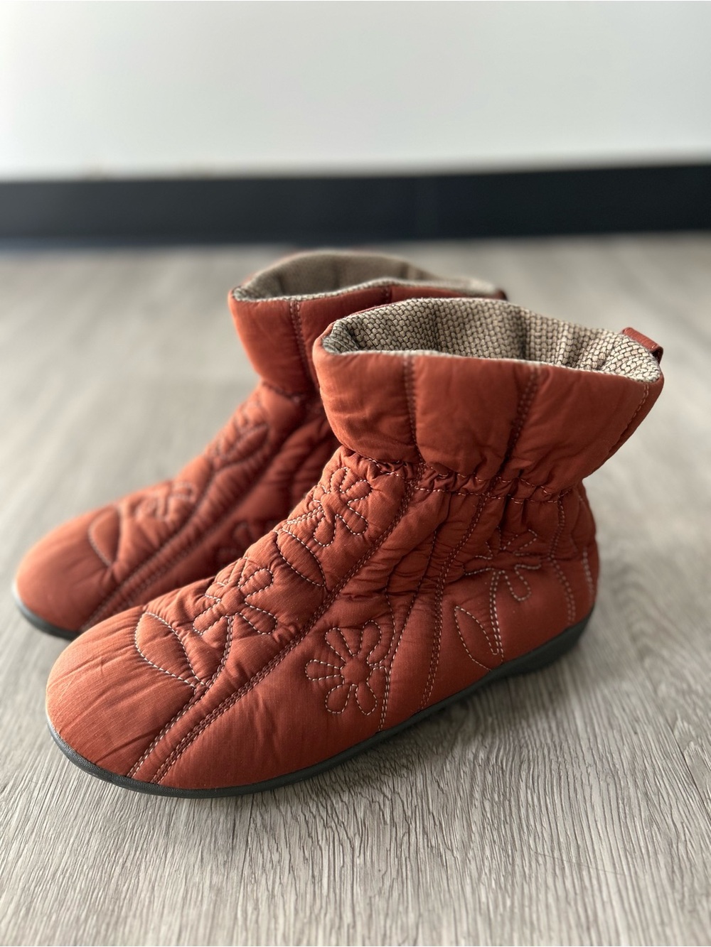 Acorn Quilted Slipper Booties